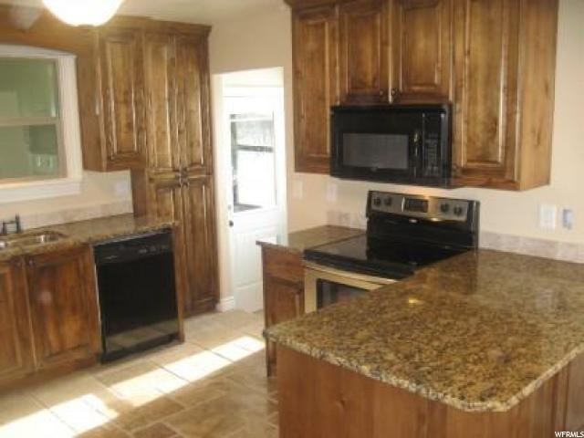 169 W 400 S, Hyrum, UT 84319 — photo 5