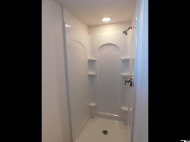 1046 W 1300 N, Clinton, UT 84015 — photo 5