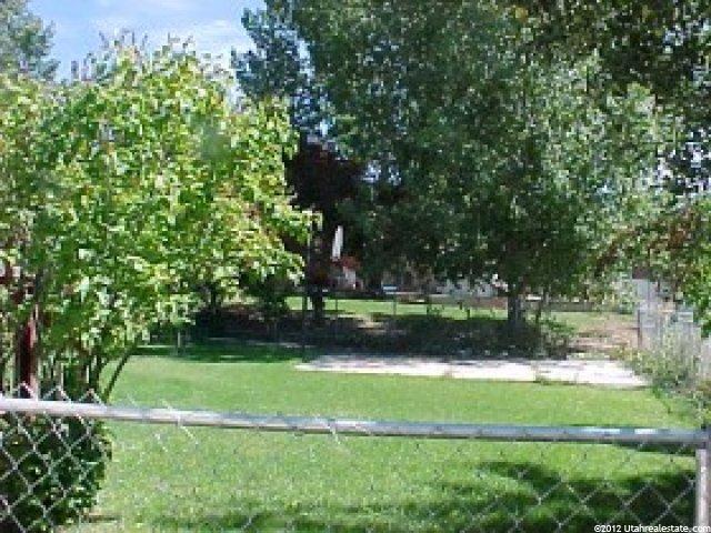 784 S 1425 W, Clearfield, UT 84015 — photo 3