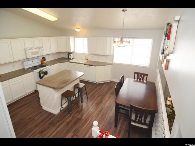 1657 N 2340 W, Clinton, UT 84015 — photo 2