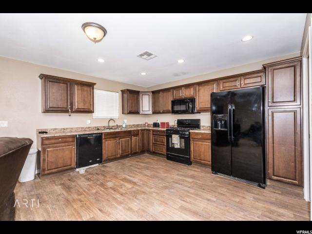 259 N 2750 E, St. George, UT 84790 — photo 4