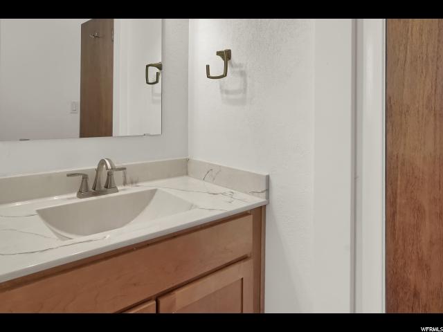 669 E Darling Cir S, Ogden, UT 84403 — photo 12