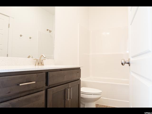 1442 E 340 S, Hyrum, UT 84319 — photo 8
