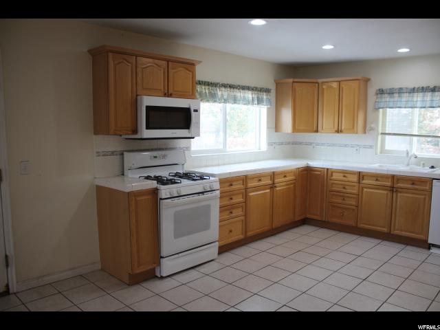 3020 W 5600 S, Roy, UT 84067 — photo 9
