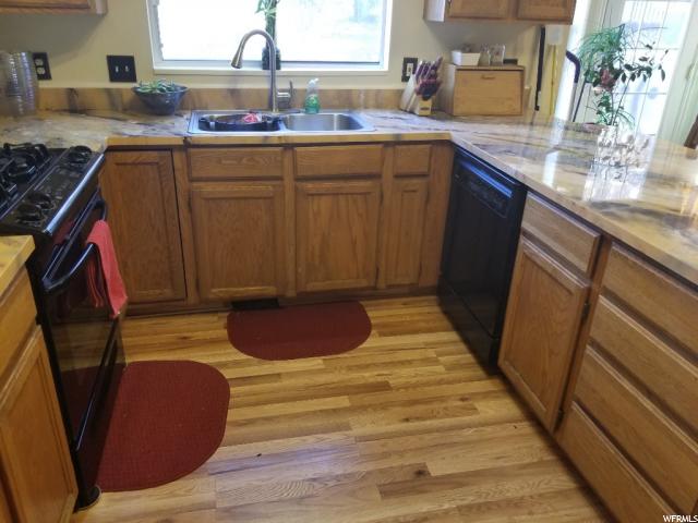 332 E Magellan Ln, Elk Ridge, UT 84651 — photo 12
