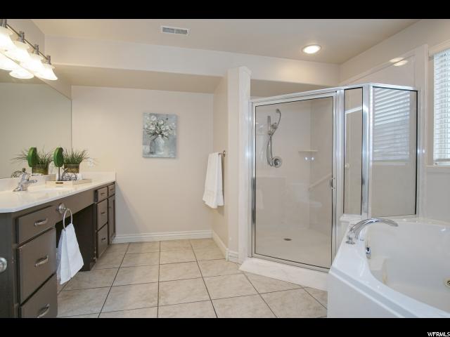 1933 N 2595 W, Clinton, UT 84015 — photo 12