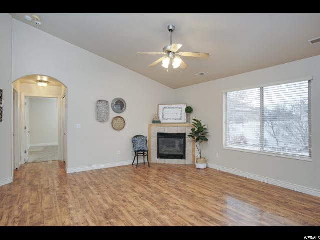 1933 N 2595 W, Clinton, UT 84015 — photo 9