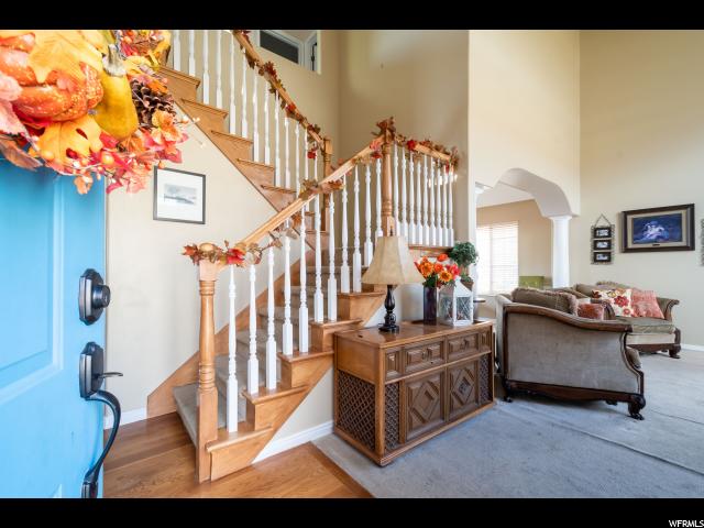 886 S Lloyd Rd E, Fruit Heights, UT 84037 — photo 9
