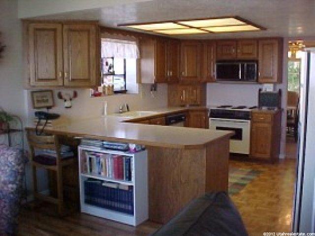1975 S 850 E, Bountiful, UT 84010 — photo 2