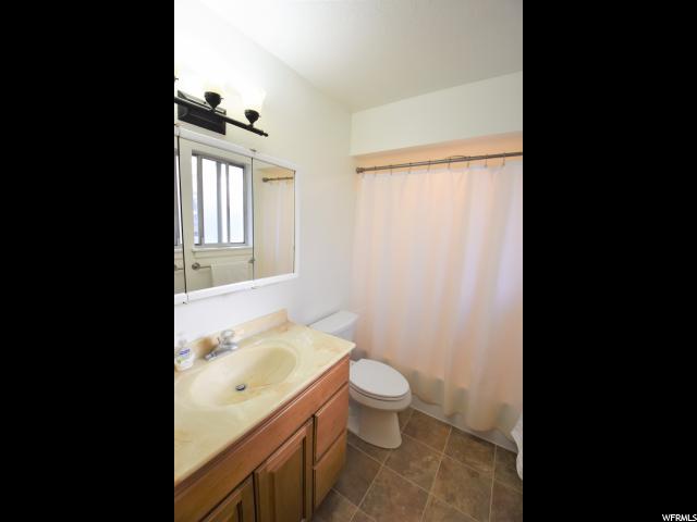 233 W 1250 N, Centerville, UT 84014 — photo 9