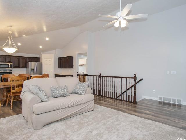 1847 S 350 E, Clearfield, UT 84015 — photo 4