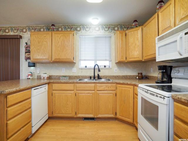 4695 S 3100 W, Roy, UT 84067 — photo 6