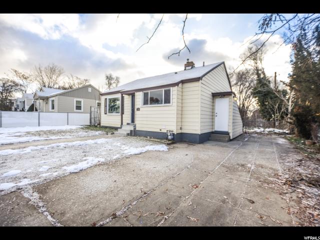250 S Lakeview Dr, Clearfield, UT 84015 — photo 3