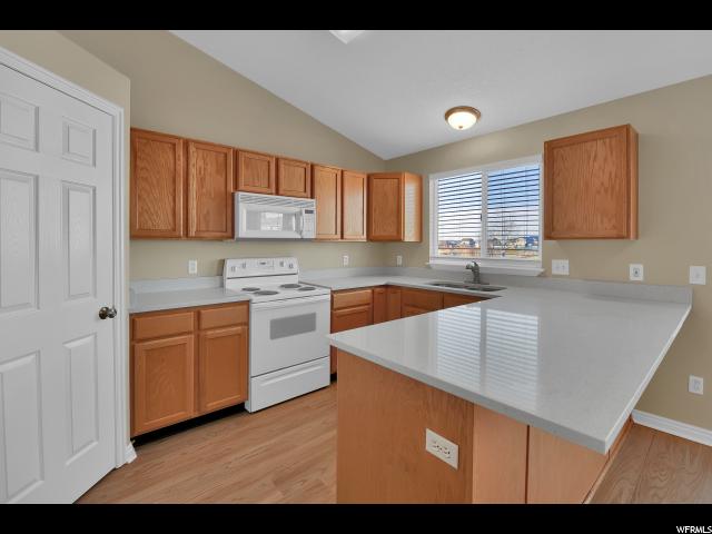 5399 S 4250 W, Roy, UT 84067 — photo 10