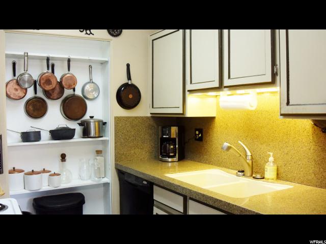 553 E Cobblestone Dr S, Midvale, UT 84047 — photo 6