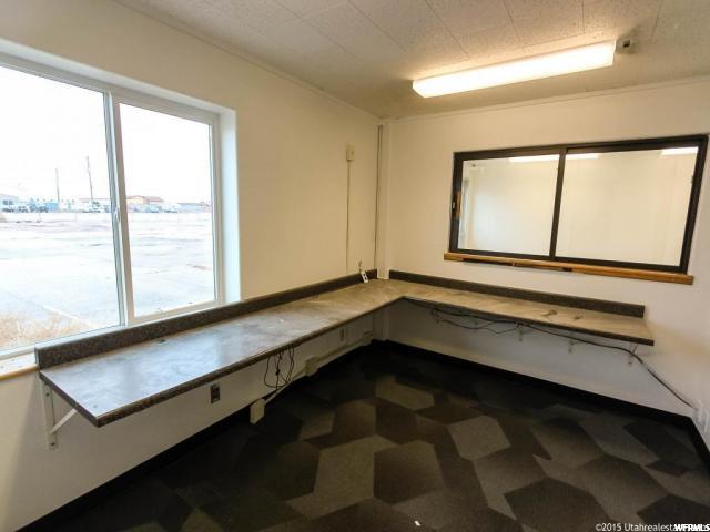 1085 E Main St, Vernal, UT 84078 — photo 5