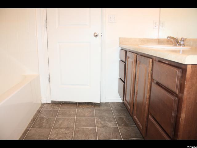 434 E 600 S, Vernal, UT 84078 — photo 9