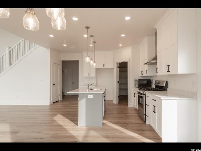293 W 450 S, Hyde Park, UT 84318 — photo 7