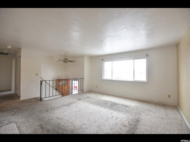 990 E Violet Dr, Sandy, UT 84094 — photo 2