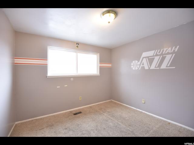 990 E Violet Dr, Sandy, UT 84094 — photo 11