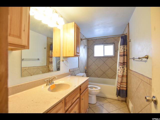 990 E Violet Dr, Sandy, UT 84094 — photo 7