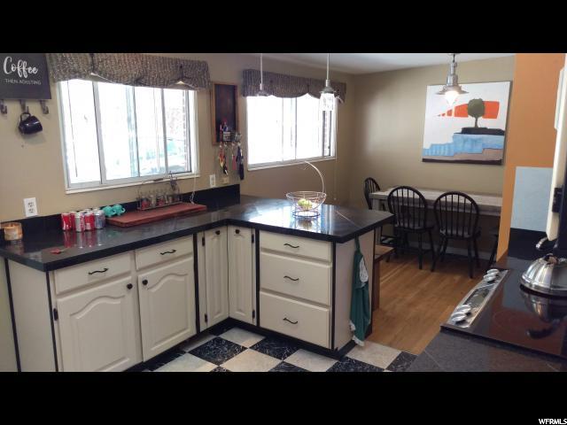 10425 S Carnation Dr E, Sandy, UT 84094 — photo 6