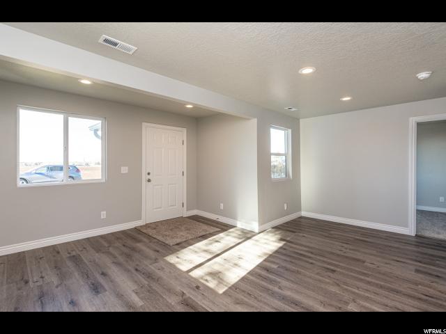 6074 S 3100 W, Roy, UT 84067 — photo 8
