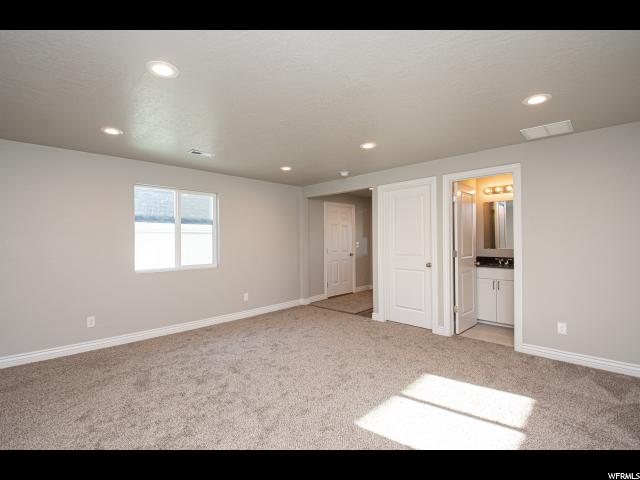 6074 S 3100 W, Roy, UT 84067 — photo 10