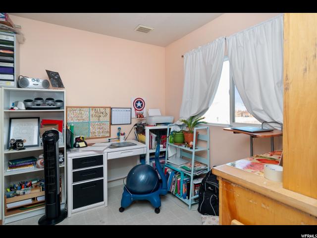 2163 N 2225 W, Clinton, UT 84015 — photo 9