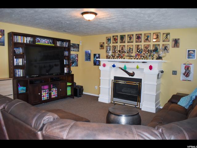 2048 N 2100 E, Layton, UT 84040 — photo 12