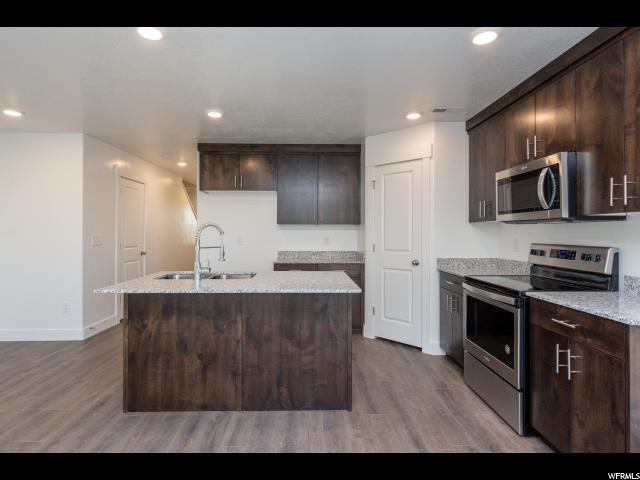 385 E 1850 N #2, North Ogden, UT 84414 — photo 6