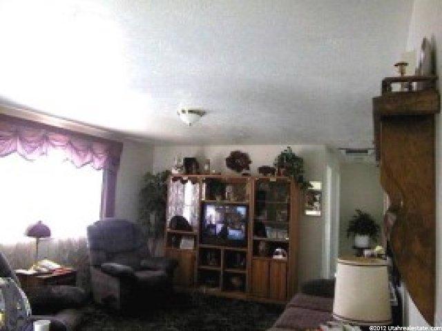 1475 Dallas St, Syracuse, UT 84075 — photo 2