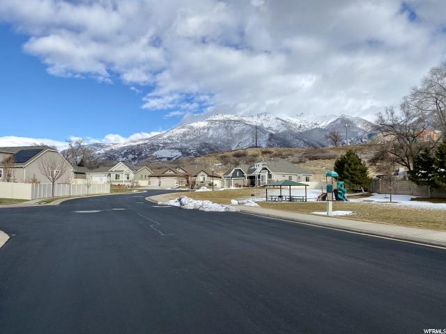 5542 S 1425 E, Ogden, UT 84403 — photo 3