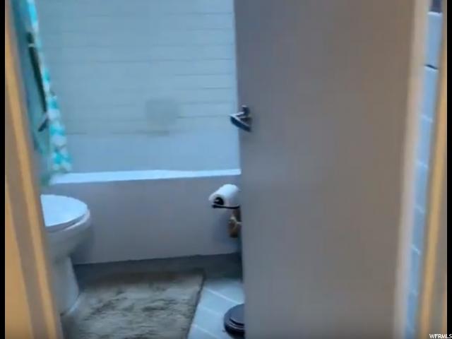 110 E Pleasant Cir, Bountiful, UT 84010 — photo 5