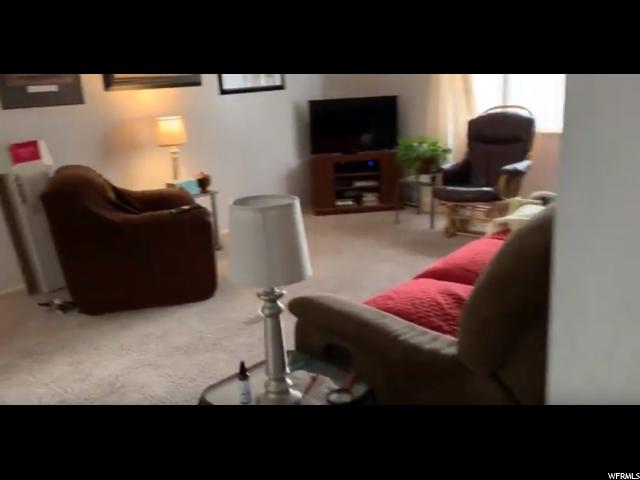 110 E Pleasant Cir, Bountiful, UT 84010 — photo 3