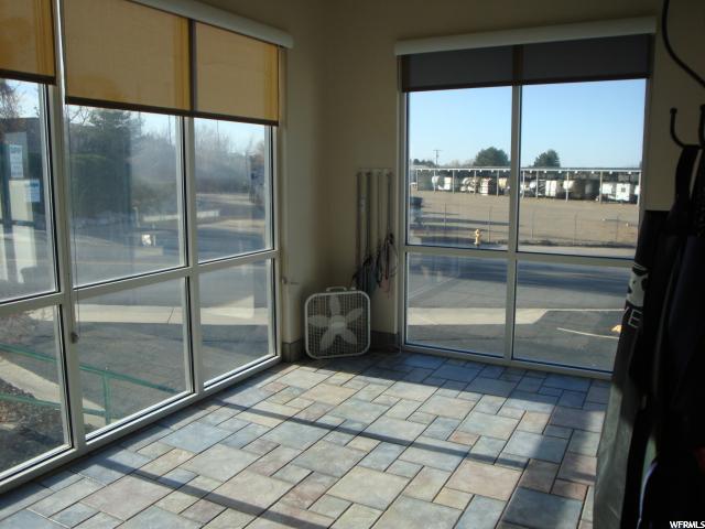 5077 S 375 E, Washington Terrace, UT 84405 — photo 7
