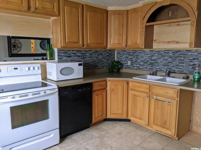 288 W 1300 N, Sunset, UT 84015 — photo 5