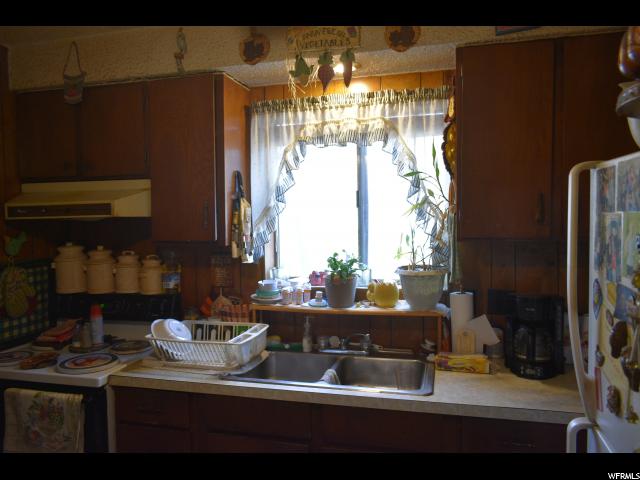 305 E 4th St S, Ogden, UT 84404 — photo 3