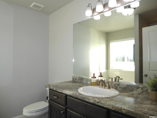236 S 1110 E, Hyrum, UT 84319 — photo 8