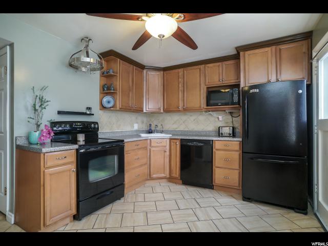 387 E 400 N #B, Bountiful, UT 84010 — photo 7