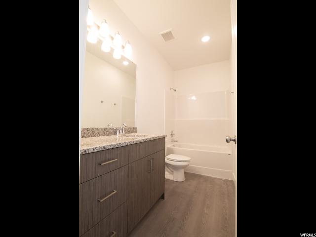 1452 E 300 S, Hyrum, UT 84319 — photo 4