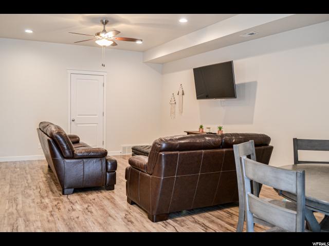 1506 E Primrose Ln, Layton, UT 84040 — photo 3