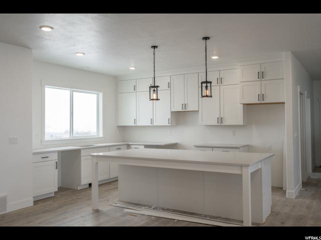 152 N 1100 E, Hyde Park, UT 84318 — photo 2