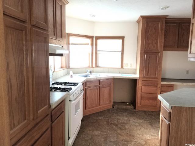 331 W 2050 S, Vernal, UT 84078 — photo 2