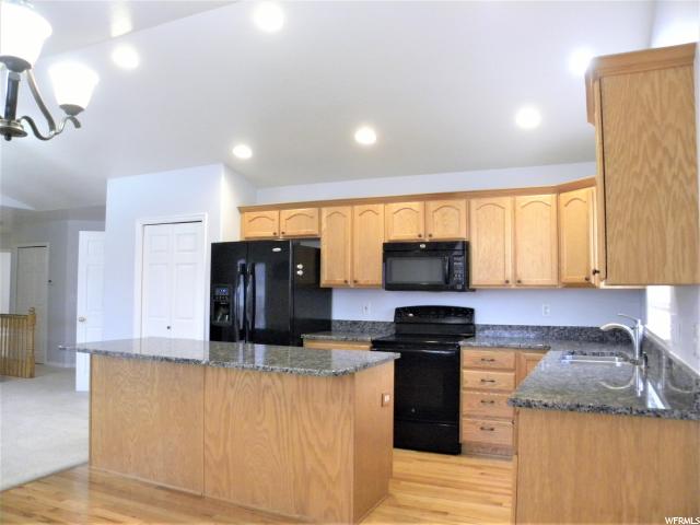 2672 W 4050 S, Roy, UT 84067 — photo 9