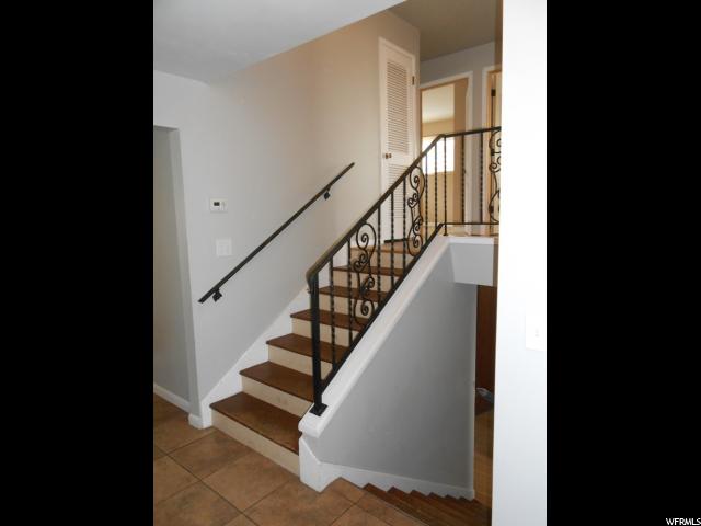1010 Sunview Cir, Ogden, UT 84404 — photo 4