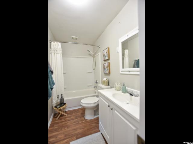 296 S Lakeview Dr, Clearfield, UT 84015 — photo 11