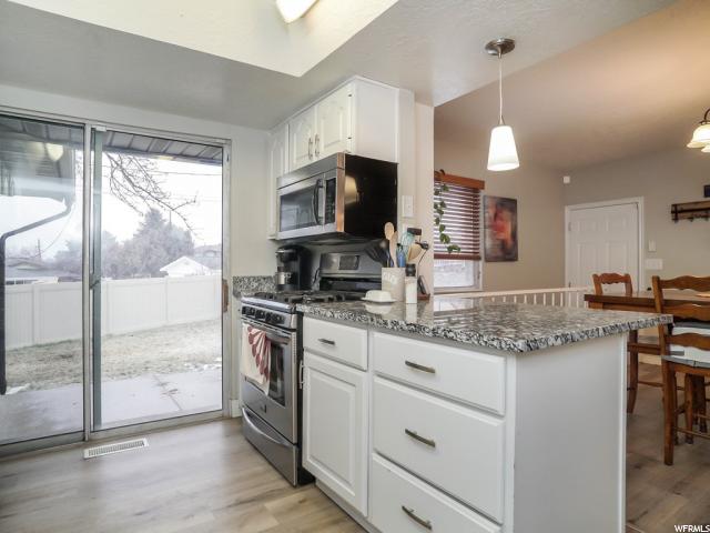 240 E 5200 S, Washington Terrace, UT 84405 — photo 9
