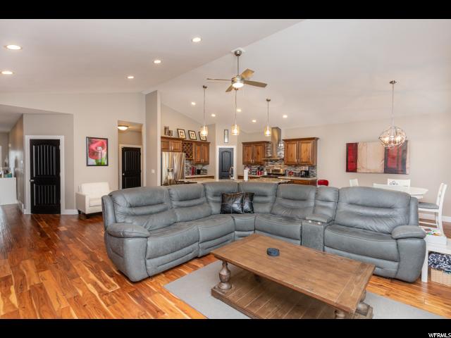 1582 N 2850 E, Layton, UT 84040 — photo 3