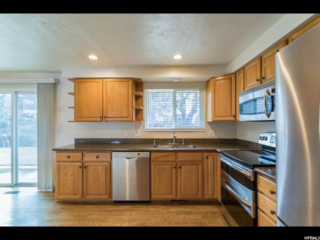 1104 E Cedar Ridge Rd, Sandy, UT 84094 — photo 2